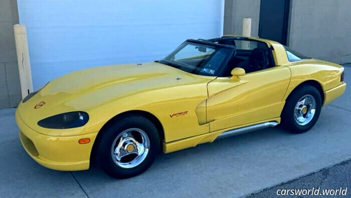 ¿Alguna Vez Quisiste Un Viper Y Un Corvette Pero Solo Tenías Un Lugar De Estacionamiento? | Carscoops